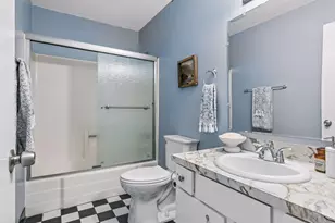 7852 Rimbley Rd, Woodbury, MN 55125 - Photo 11