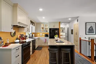 10920 32nd Ave N, Plymouth, MN 55441 - Photo 9