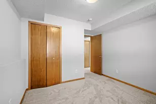 7093 Peony Ln N, Maple Grove, MN 55311 - Photo 31