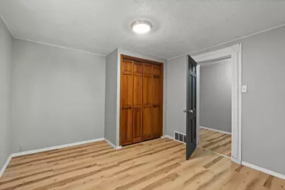 275 Western Avenue S, Saint Paul, MN 55102 - Photo 15