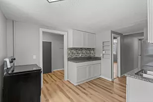 275 Western Ave S, Saint Paul, MN 55102 - Photo 13