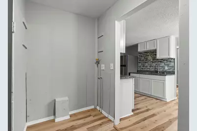 275 Western Avenue S, Saint Paul, MN 55102 - Photo 17