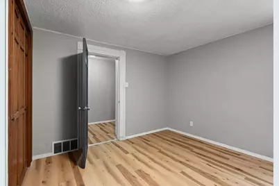 275 Western Avenue S, Saint Paul, MN 55102 - Photo 19