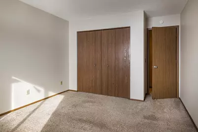 64 E 13th Street, Waconia, MN 55387 - Photo 13