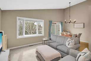 615 Evergreen Dr, Burnsville, MN 55337 - Photo 7