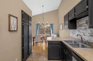 615 Evergreen Dr, Burnsville, MN 55337 - Photo 17