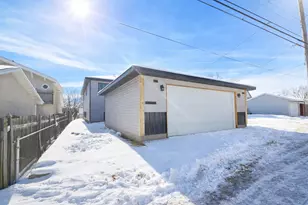 1319 Minnehaha Ave E, North Saint Paul, MN 55106 - Photo 5