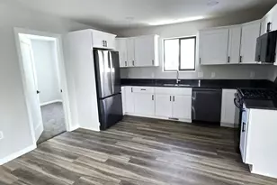 1319 Minnehaha Ave E, North Saint Paul, MN 55106 - Photo 9