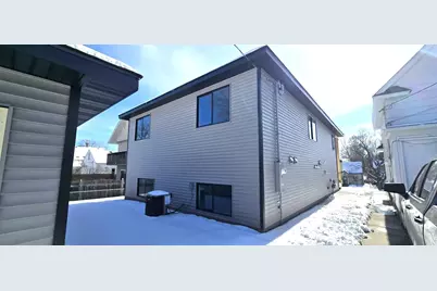 1319 Minnehaha Avenue E, North Saint Paul, MN 55106 - Photo 3