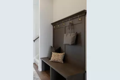 3476 Knightsbridge Trail N, Lake Elmo, MN 55042 - Photo 5