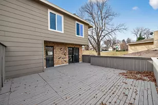 2129 Tamarin Trail, Golden Valley, MN 55427 - Photo 33