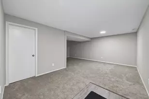 2129 Tamarin Trail, Golden Valley, MN 55427 - Photo 25