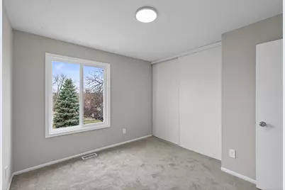 2129 Tamarin Trail, Golden Valley, MN 55427 - Photo 45