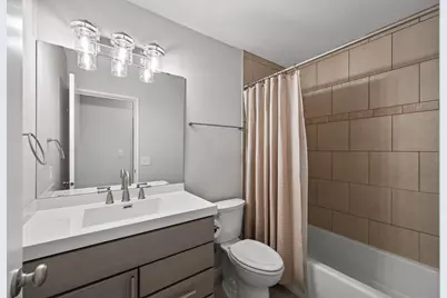 2800 Hamline Avenue N #303, Roseville, MN 55113 - Photo 15