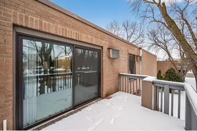 2800 Hamline Avenue N #303, Roseville, MN 55113 - Photo 11