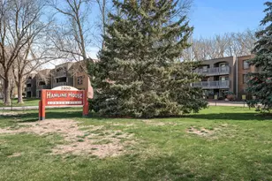 2800 Hamline Ave N, Roseville, MN 55113 - Photo 29