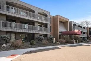 2800 Hamline Ave N, Roseville, MN 55113 - Photo 27