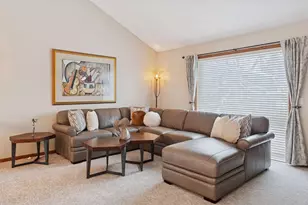 18719 Clear View Dr, Minnetonka, MN 55345 - Photo 23