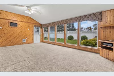 109 Pine Avenue N, Canby, MN 56220 - Photo 37