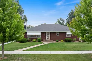 109 Pine Ave N, Canby, MN 56220 - Photo 1