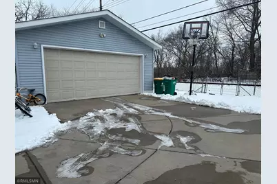 4915 53rd Avenue N, Crystal, MN 55429 - Photo 9