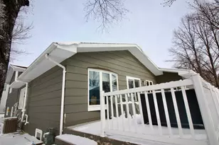 915 Hemlock Ct, Breckenridge, MN 56520 - Photo 5