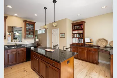 1385 Eustis Street #C, Saint Paul, MN 55108 - Photo 11