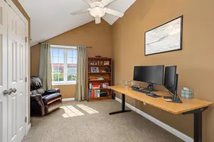 1385 Eustis St, Saint Paul, MN 55108 - Photo 21