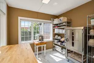 1385 Eustis St, Saint Paul, MN 55108 - Photo 13