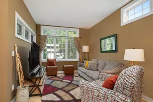 1385 Eustis St, Saint Paul, MN 55108 - Photo 7