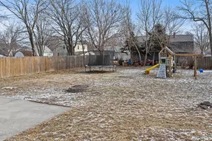 409 S 2nd St, Marshall, MN 56258 - Photo 7