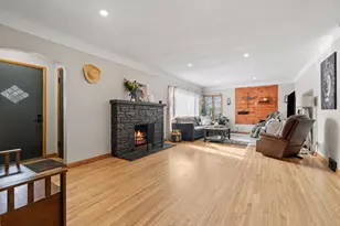 345 Capitol View Ave, Roseville, MN 55113 - Photo 3