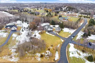 925 Sadies Ln, Hudson, WI 54016 - Photo 49