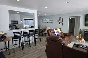 742 Shorewood Dr, Detroit Lakes, MN 56501 - Photo 7