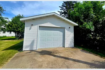 107 Lincoln Avenue NW, Twin Valley, MN 56584 - Photo 3