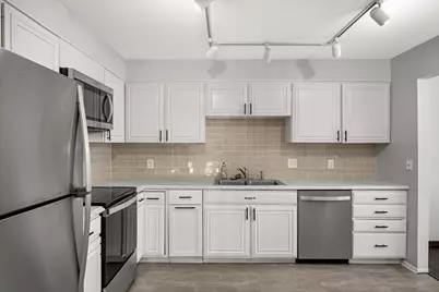 6913 Edenvale Boulevard, Eden Prairie, MN 55346 - Photo 23