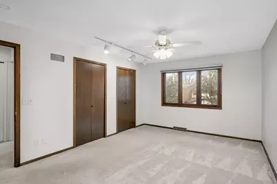 6913 Edenvale Boulevard, Eden Prairie, MN 55346 - Photo 21