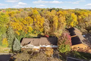 6913 Edenvale Blvd, Eden Prairie, MN 55346 - Photo 39