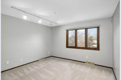 6913 Edenvale Boulevard, Eden Prairie, MN 55346 - Photo 33