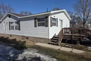 204 E 4th St, Donnelly, MN 56235 - Photo 3