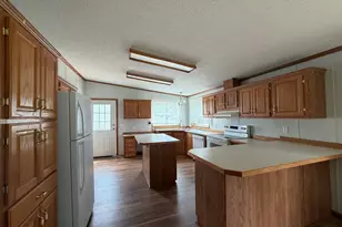 204 E 4th St, Donnelly, MN 56235 - Photo 9