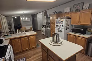 204 E 4th St, Donnelly, MN 56235 - Photo 9