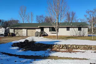 12724 316 1/2 Ave, Princeton, MN 55371 - Photo 1