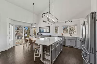 8674 Jody Circle S, Cottage Grove, MN 55016 - Photo 9