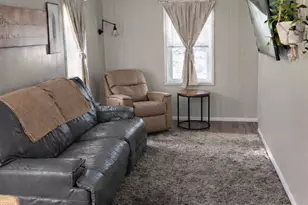 410 N 6th St, Keewatin, MN 55753 - Photo 5