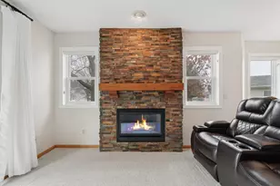 3660 Gershwin Cir N, Oakdale, MN 55128 - Photo 7