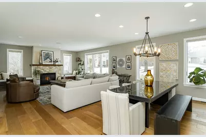 1105 Greystone Lane SW, Rochester, MN 55902 - Photo 9