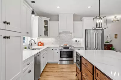 21162 N Keibler Court N, Forest Lake, MN 55025 - Photo 3