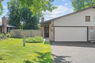 1164 Xene Ln N, Plymouth, MN 55447 - Photo 3