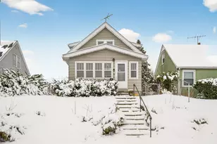 1128 Magnolia Ave E, Saint Paul, MN 55106 - Photo 3